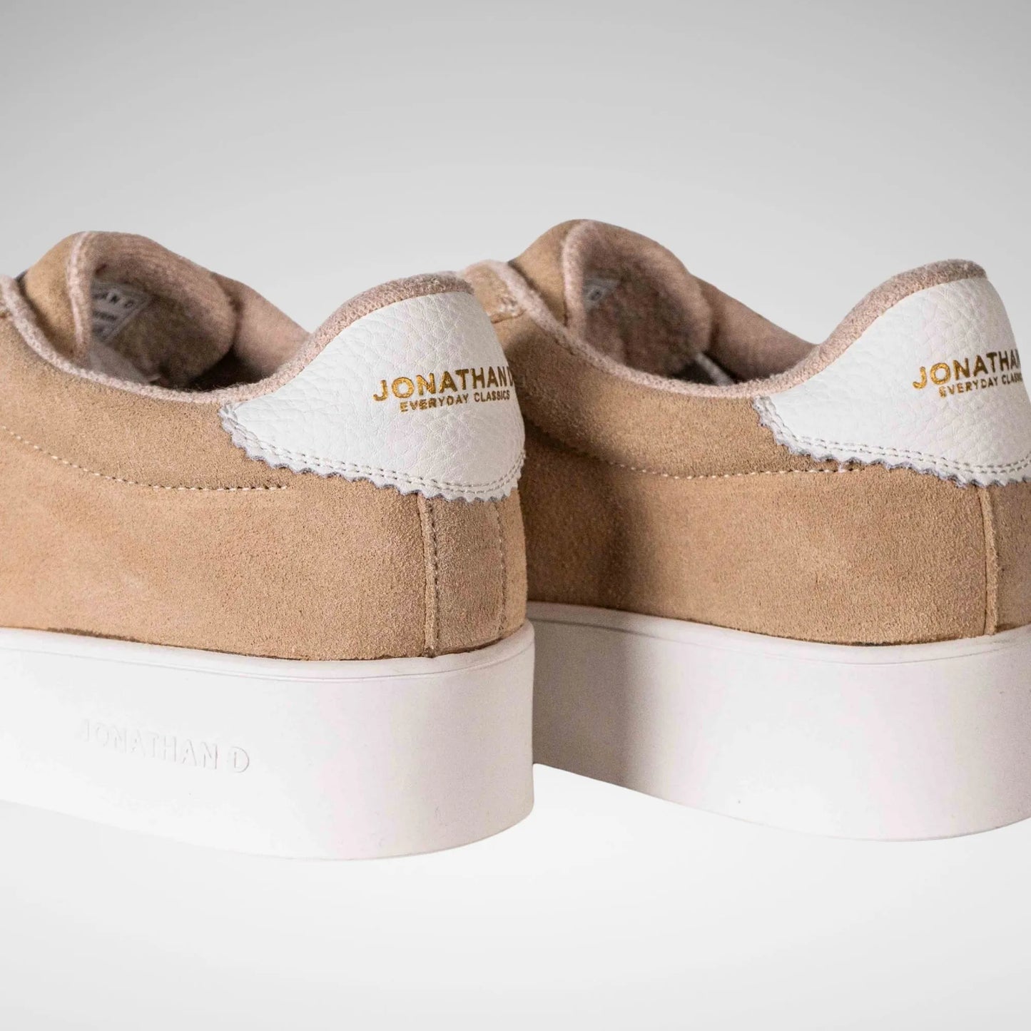 JONATHAN D JCOURT SUEDE Mc6802 Hazelnut