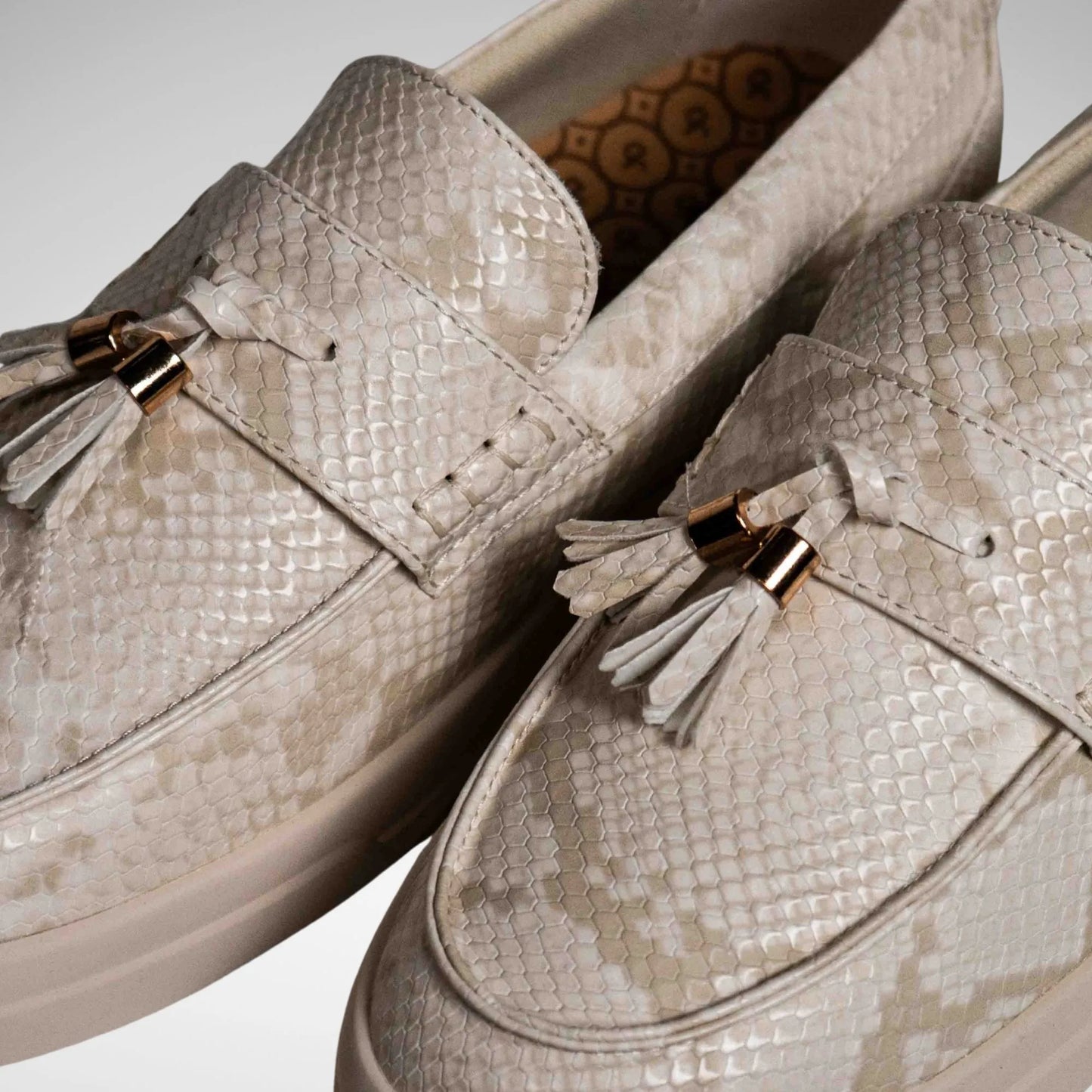 JONATHAN D MC6801 Jtassel V2 Mens Sneaker Cream