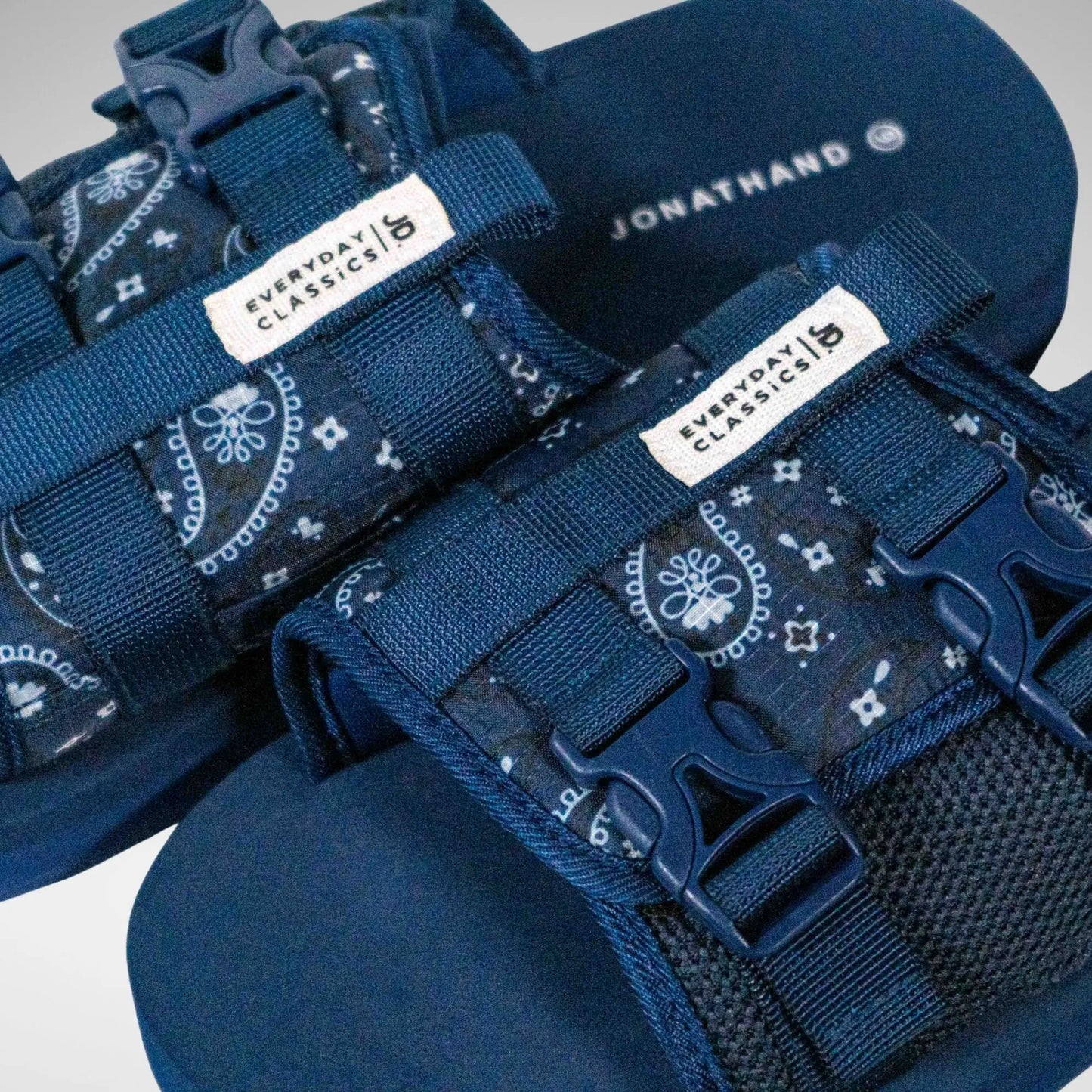 JONATHAN D MS6772 Jjack Buckle Sandal NAVY