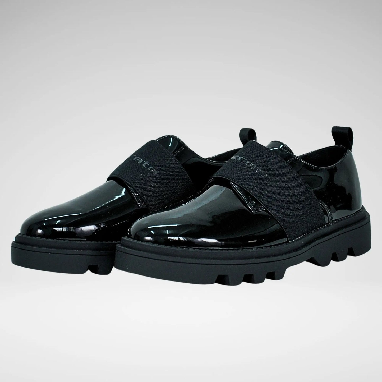 Mazerata Vinchey 55 Faux Shoe | Black