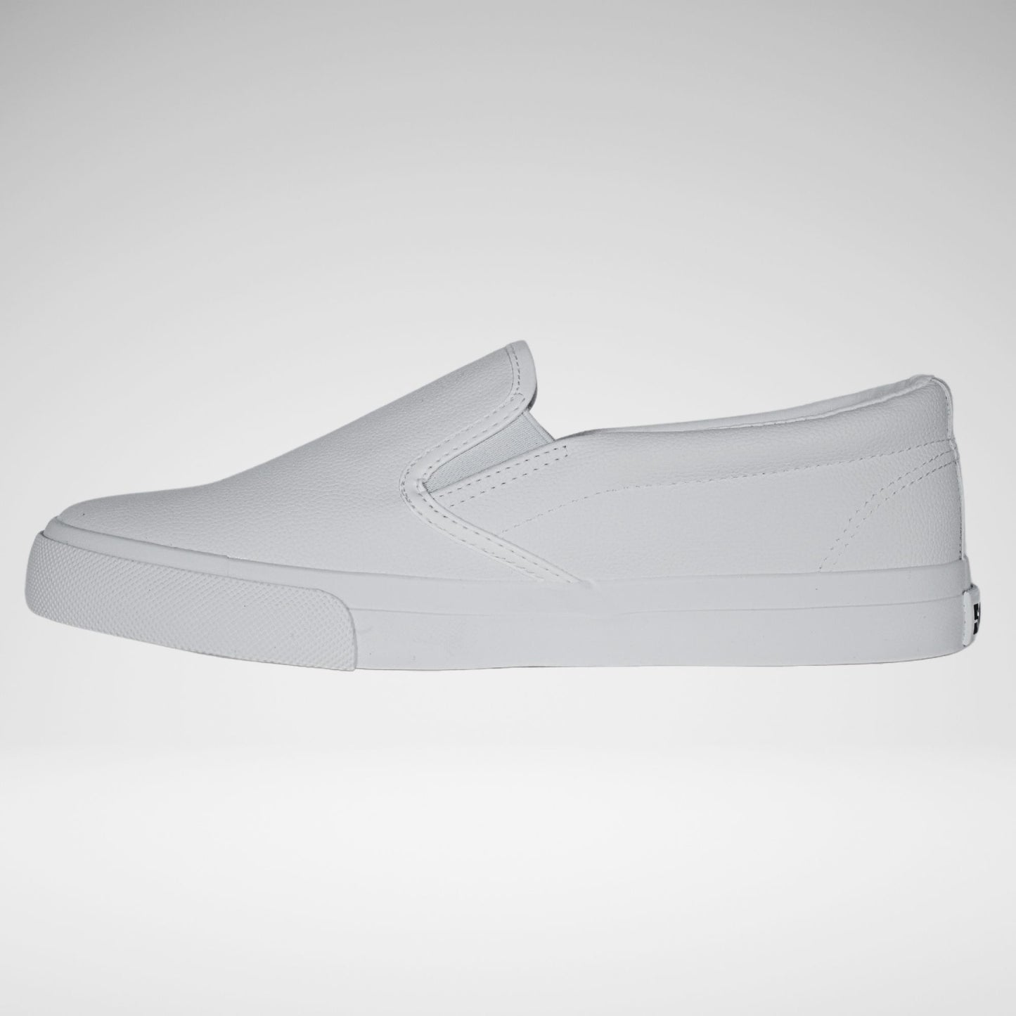Soviet Fowler Low-Cut Sneaker | White