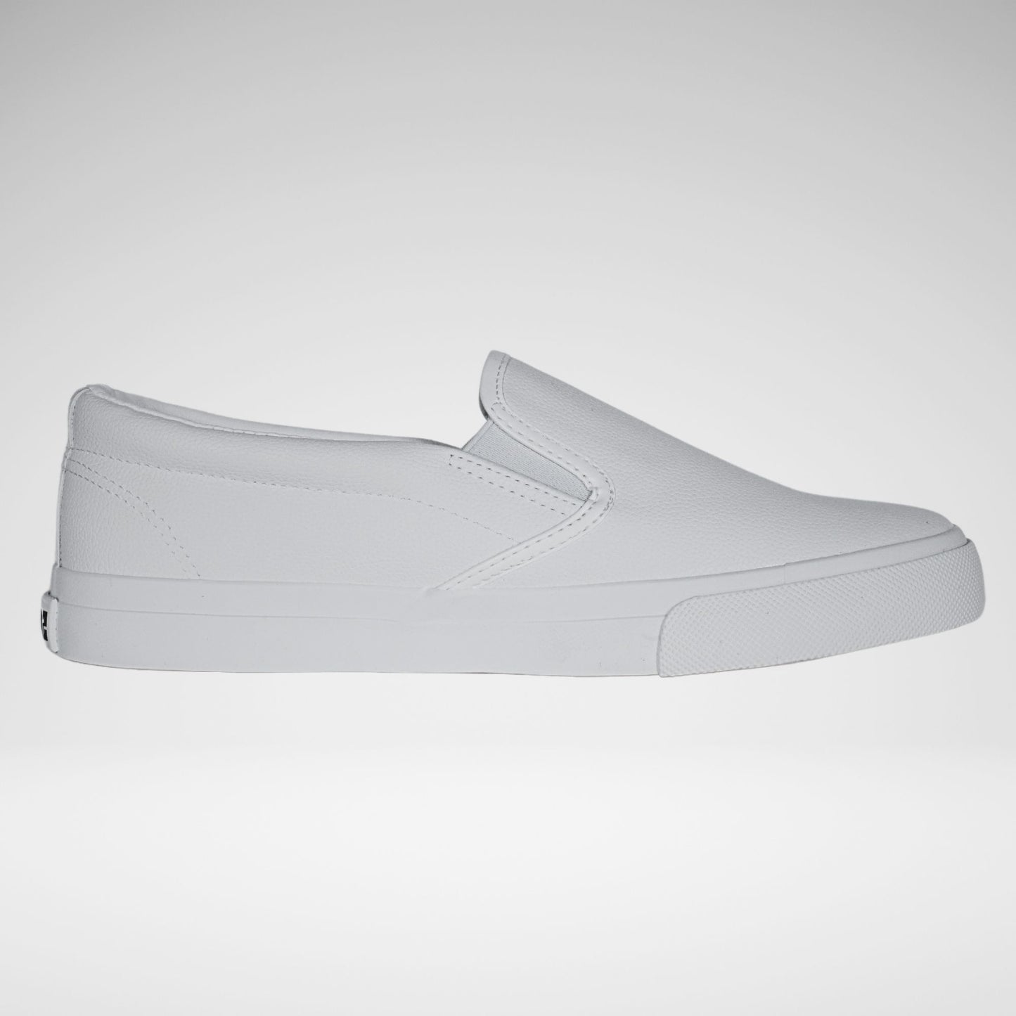 Soviet Fowler Low-Cut Sneaker | White