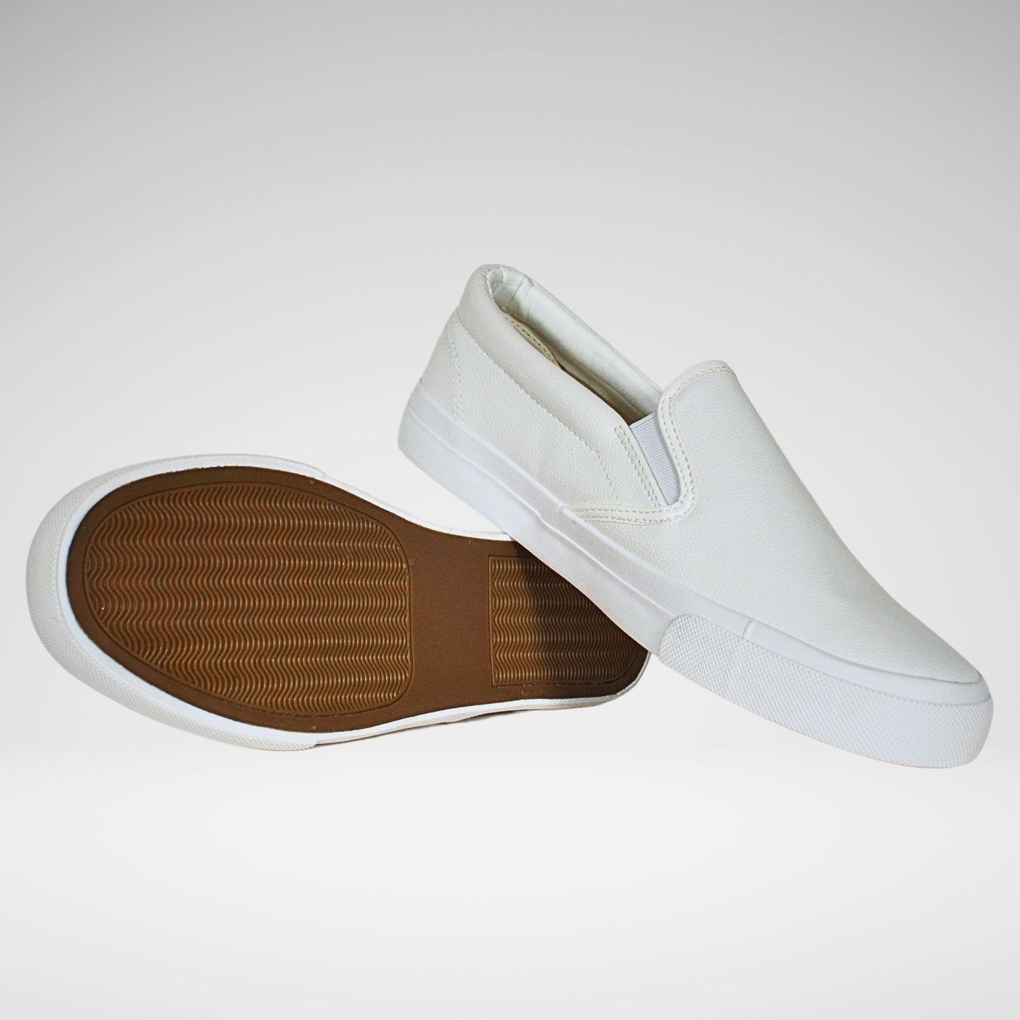 Soviet Fowler Low-Cut Sneaker | White