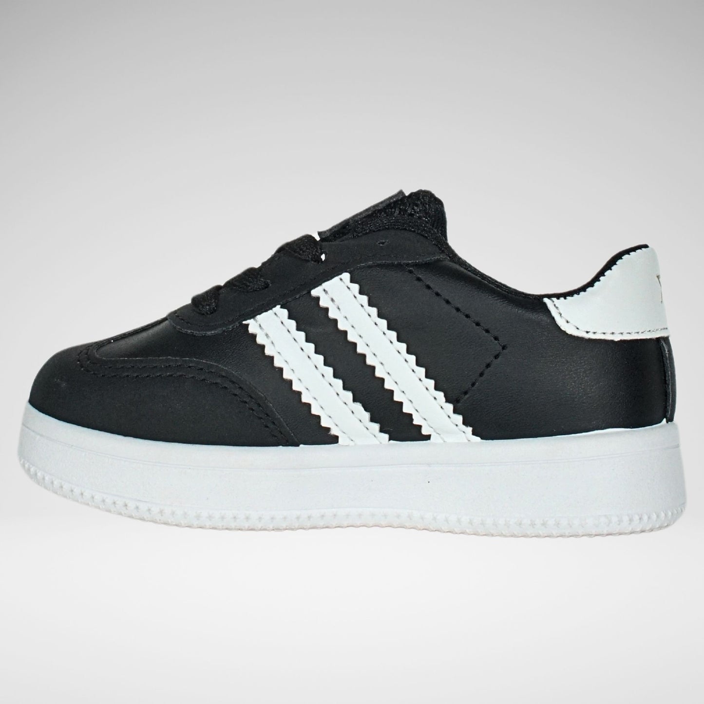 Soviet Isla Sneaker | Black