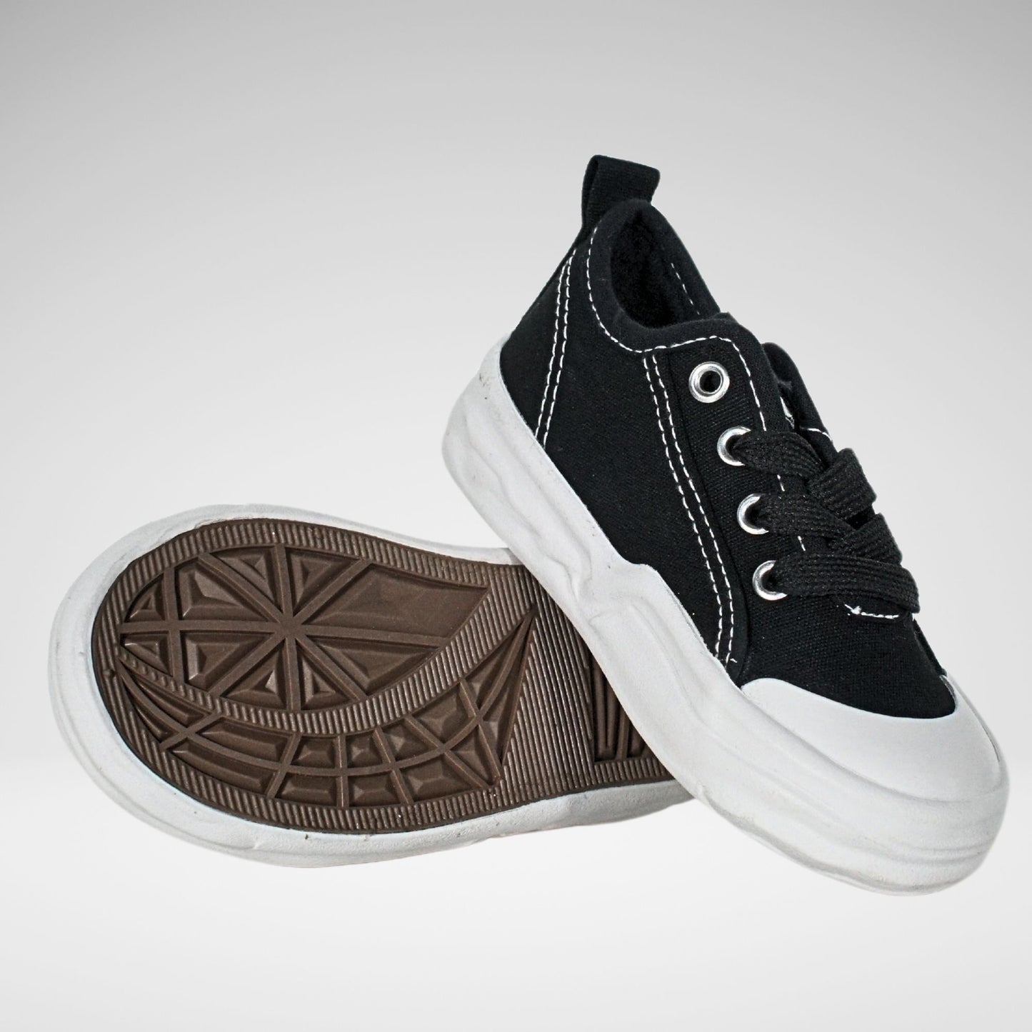 Soviet Summer Canvas Sneaker | Black