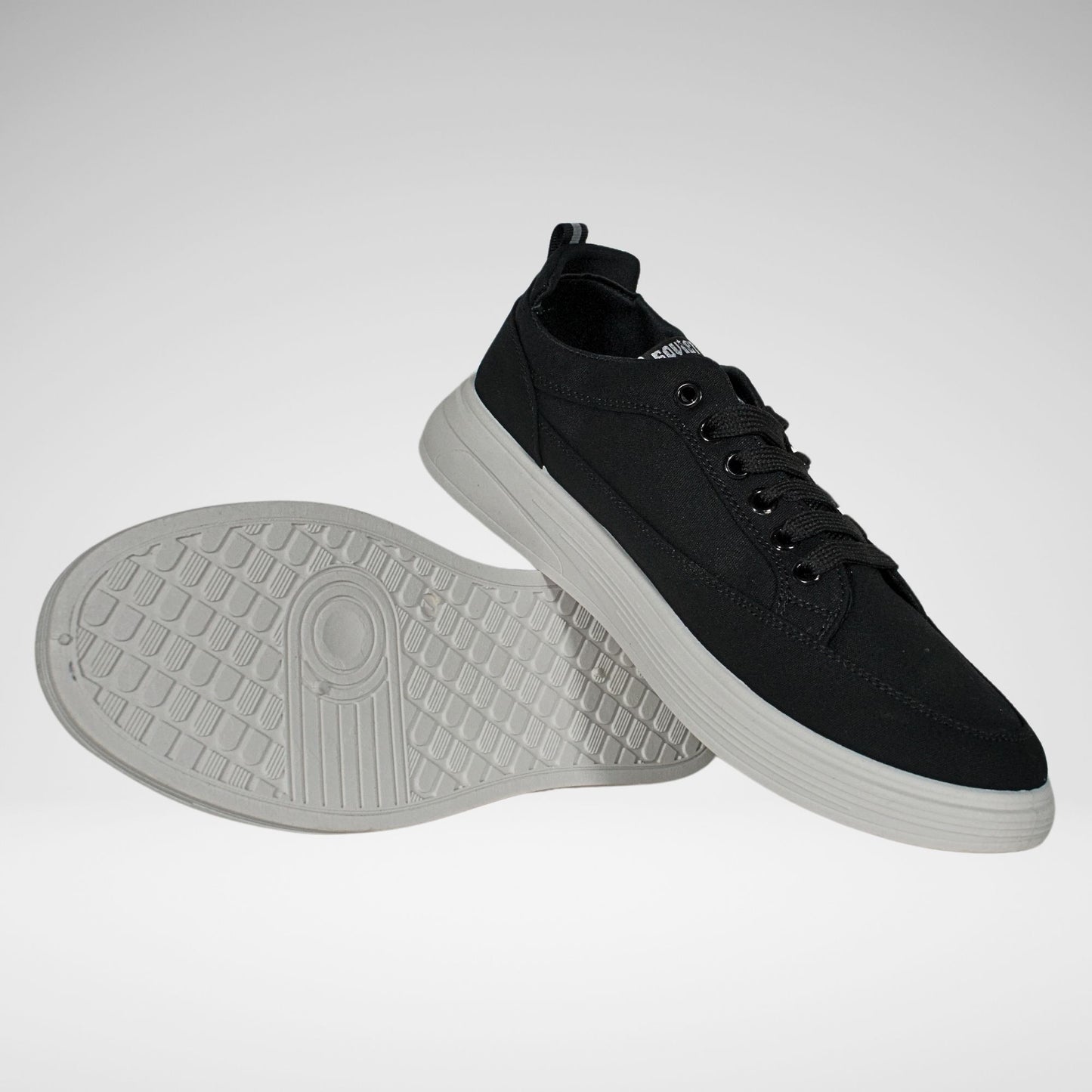 Soviet Scottie Lace Up Sneaker | Black