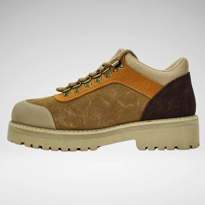Jonathan D Huke Mountaineering Shoe | Gravel