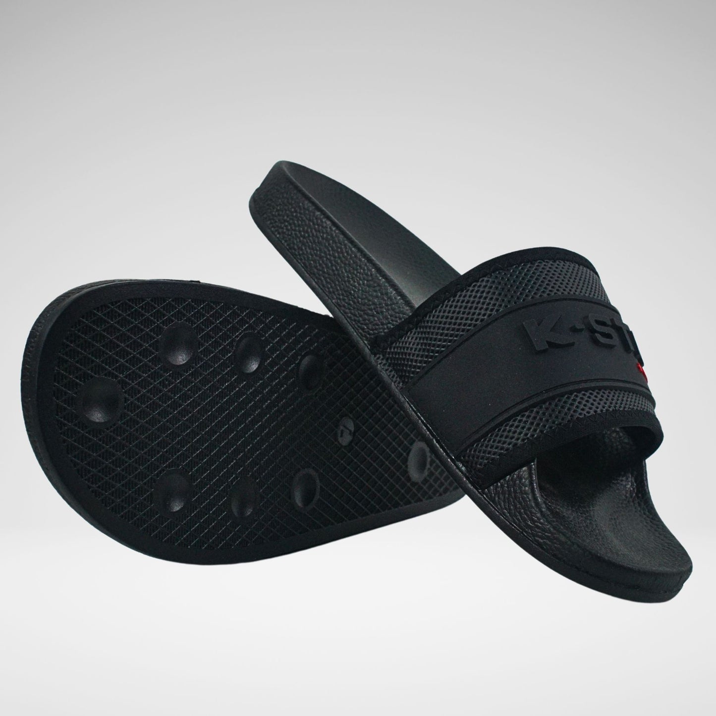 KStar7 Bosseli Sandal | Black/Red