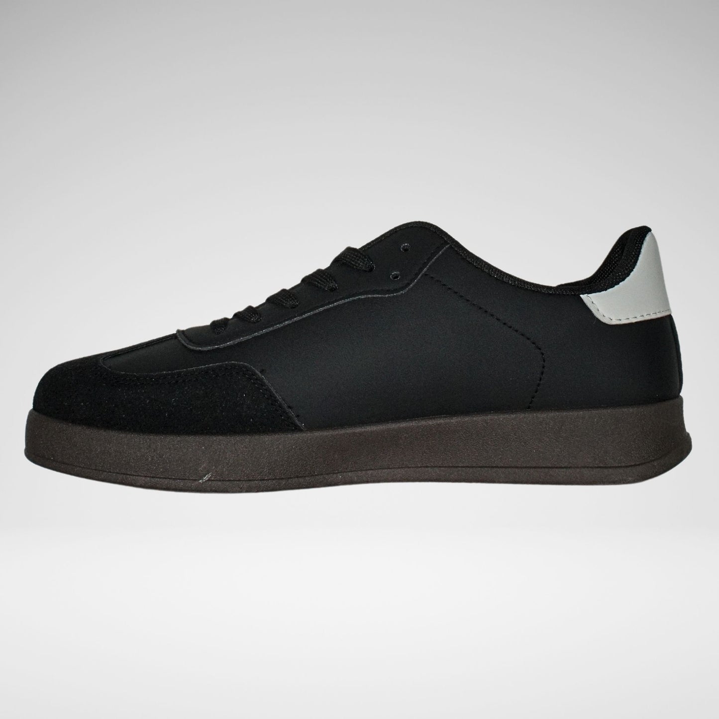 Soviet Gooch Sneaker | Black/White