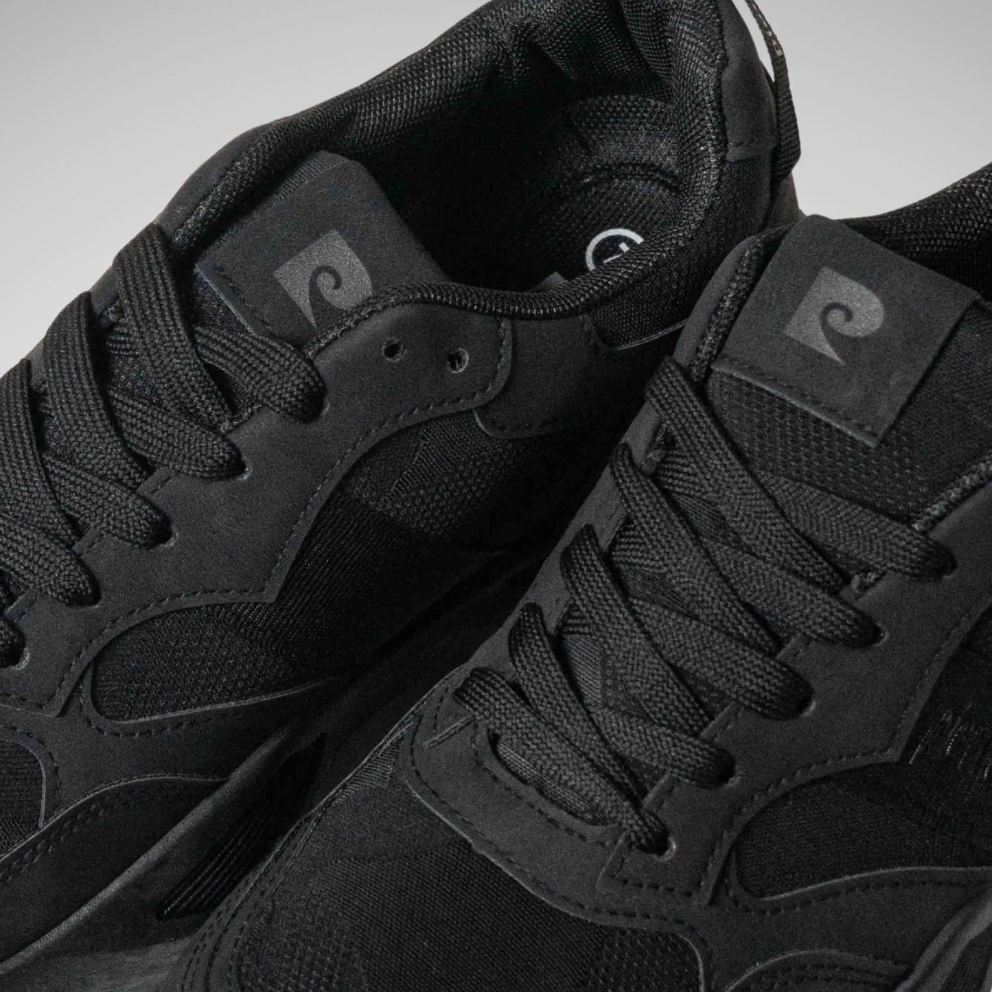 PIERRE CARDIN  -  GINO2 CASUAL LUP - MC6827 - BLACK- R509.99