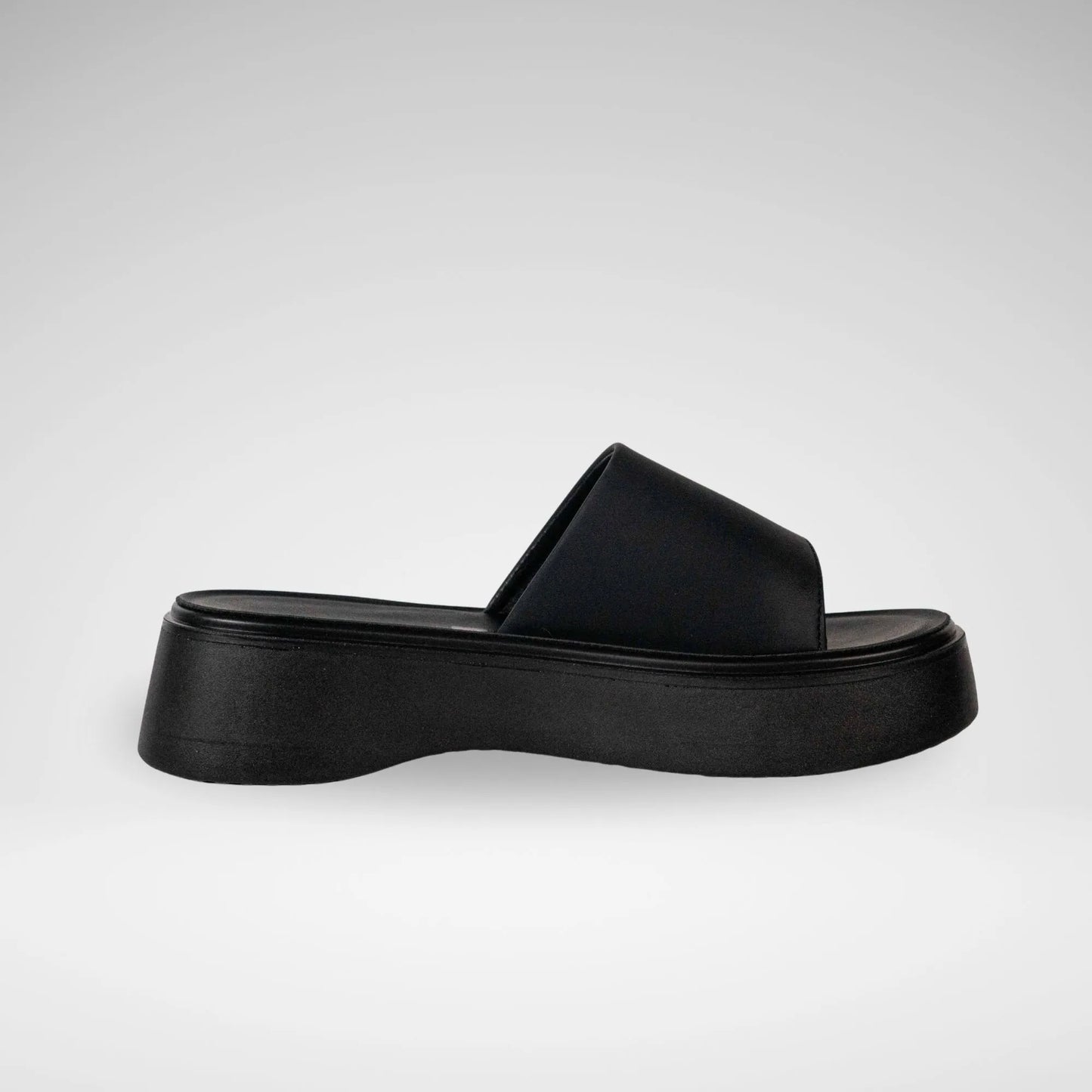 PIERRE CARDIN  -IOLANDA SANDALS - LS5825 - BLACK - R379.99