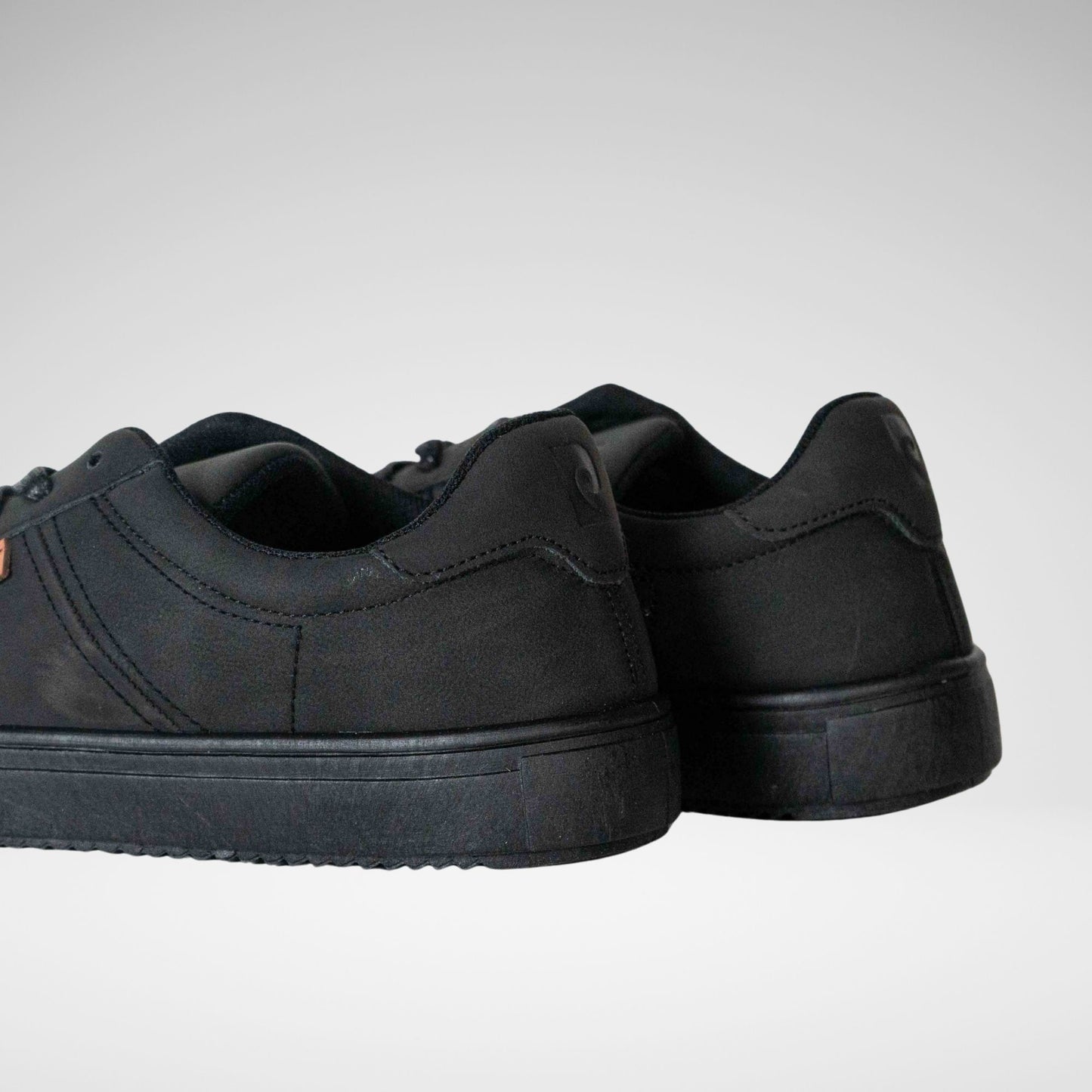 PIERRE CARDIN - TOMMY CASUAL LUP - MC6813 - BLACK