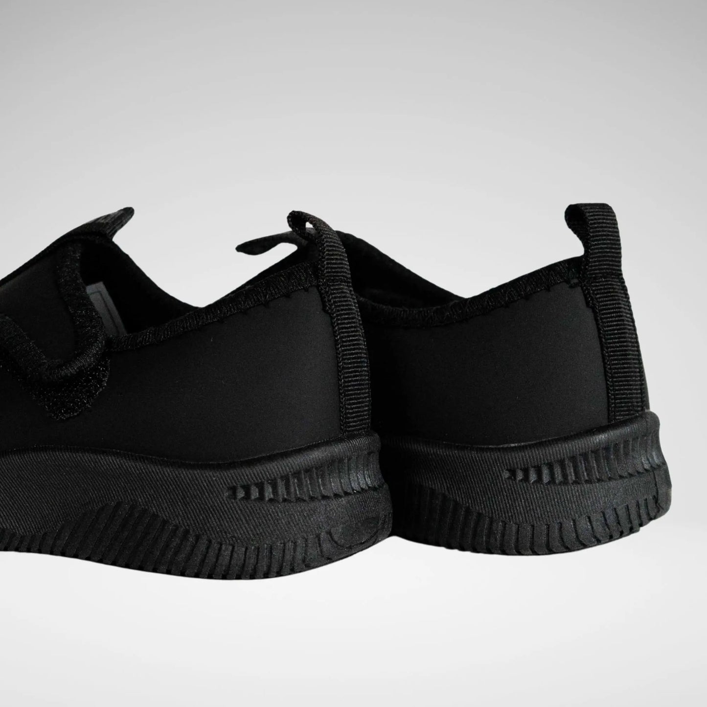 SOVIET - ROMAN 25 CLOSED SANDAL - IS2223- BLACK - R169.99