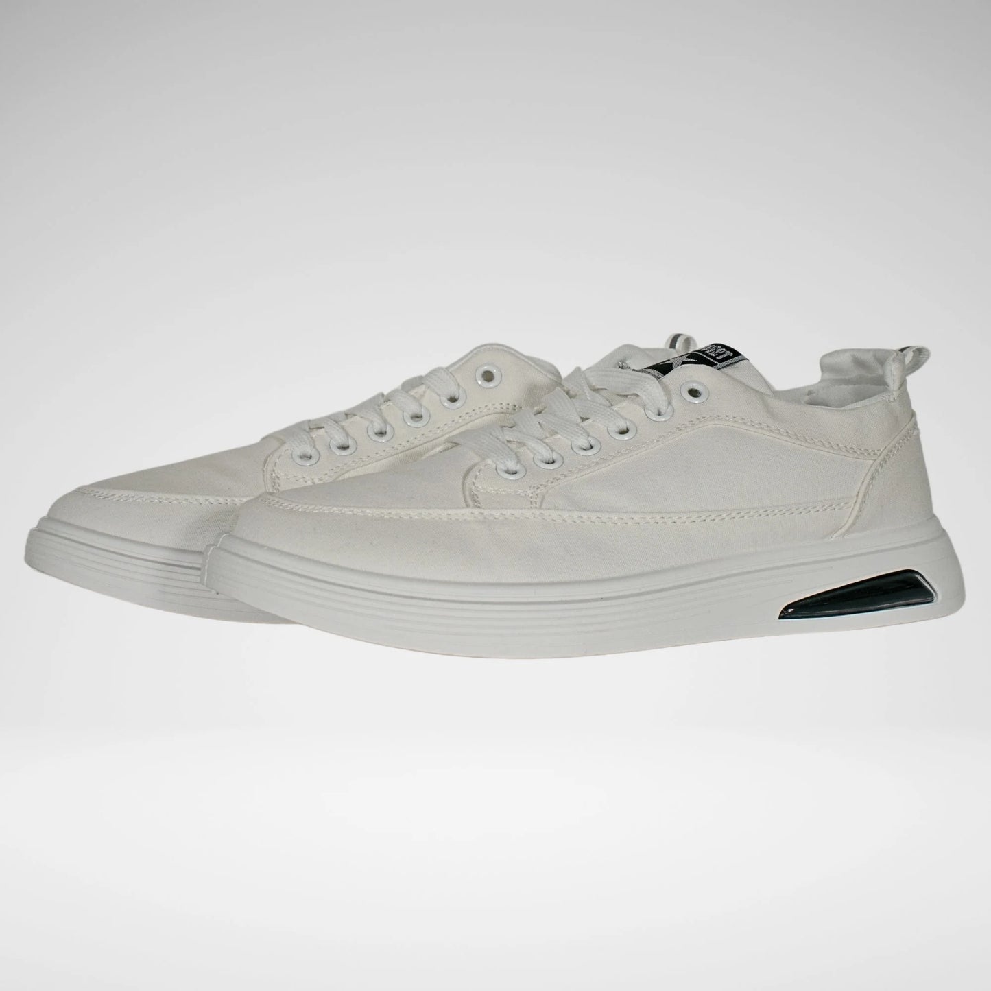 Soviet Scottie Lace Up Sneaker | White